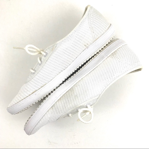 Keds Lace Up White Shoes size 9.5 - Picture 1 of 8